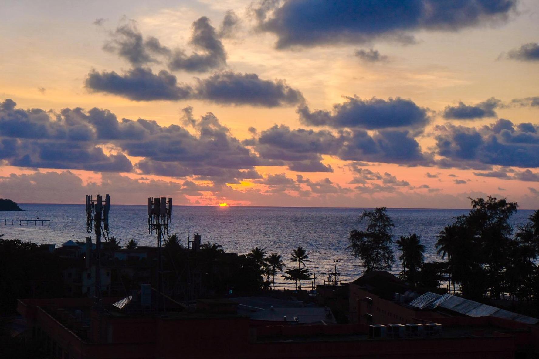 Youdee Hotel Patong - Formerly Meir Jarr Hotel Patong Luaran gambar