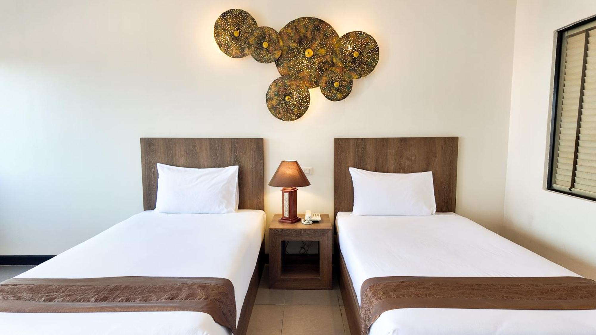 Youdee Hotel Patong - Formerly Meir Jarr Hotel Patong Luaran gambar
